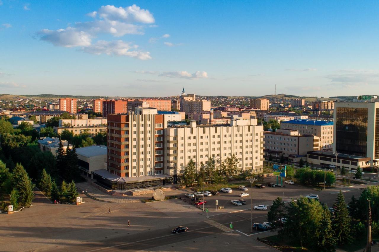 Гостиница Kokshe Inn Kökchetaou Extérieur photo